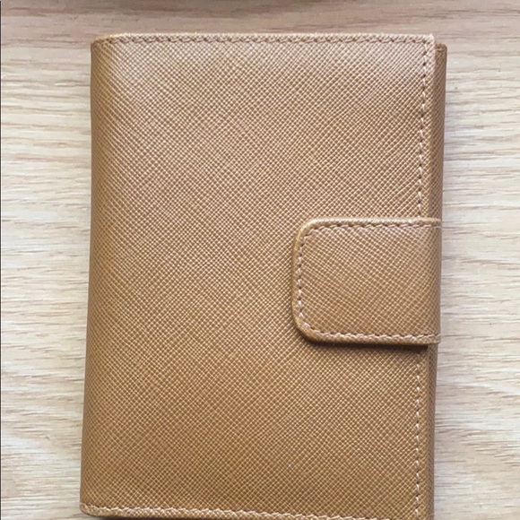 Prada Wallet - Picture 2 of 11